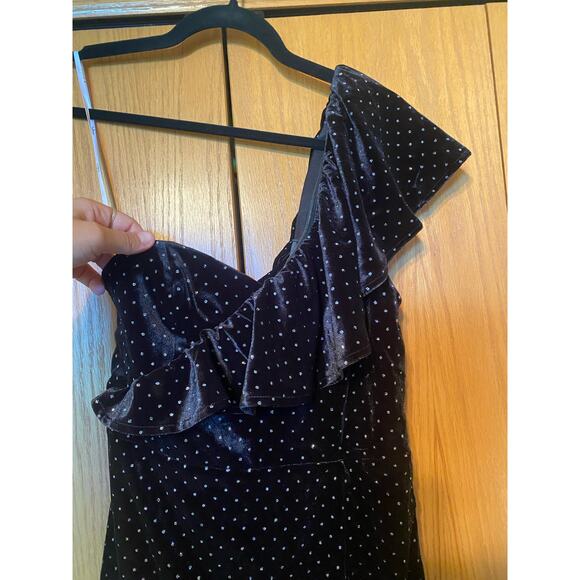 Lulus Pretty Glam Black Velvet Polka Dot One-Shoulder Mini Dress - Picture 6 of 10